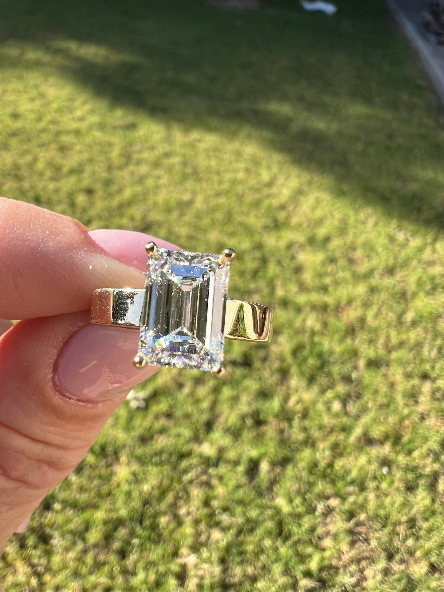 Berlin Radiant 3ct G VS2 Lab Diamond Ring