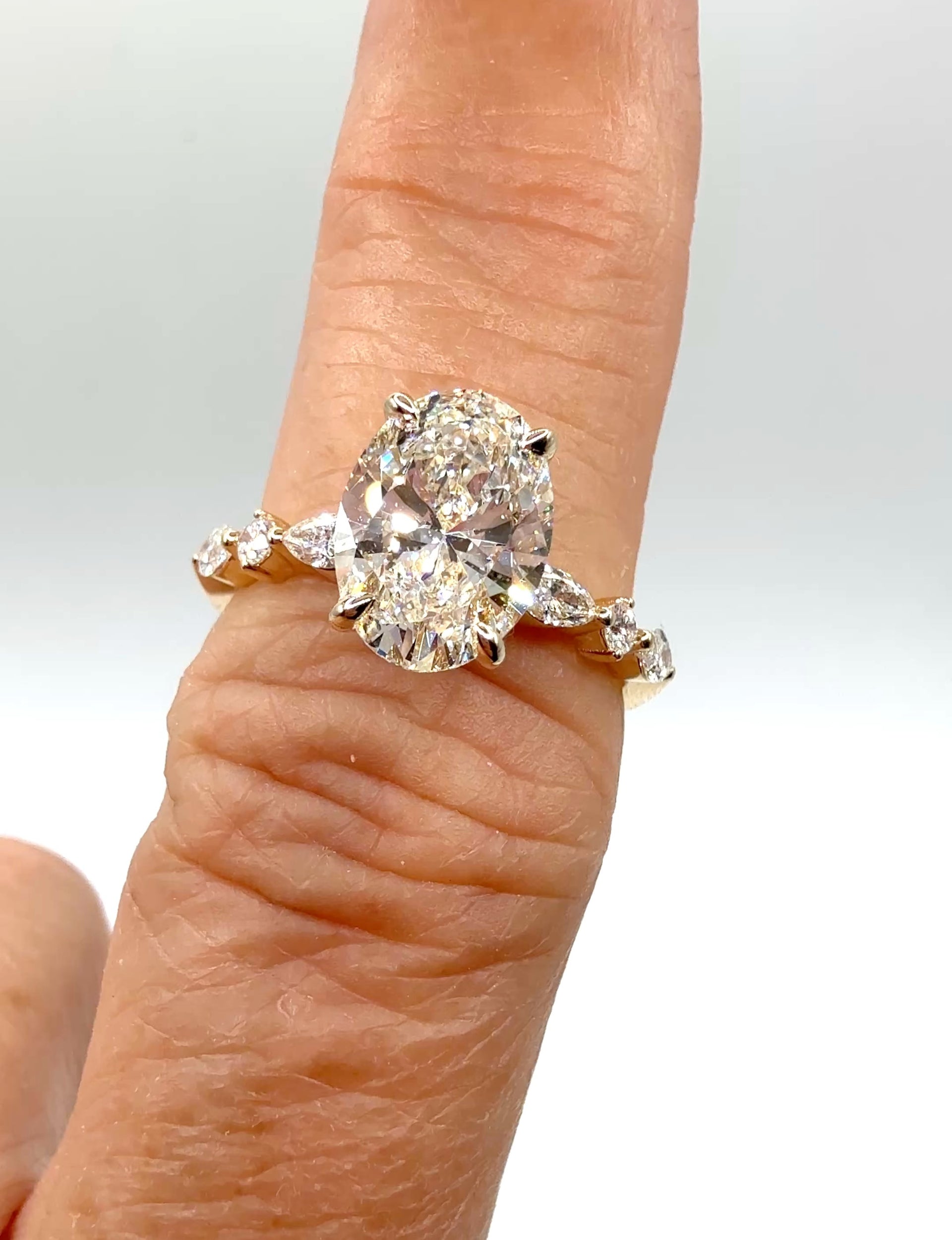 Margeaux 2.56  FVVS2 oval diamond 14k yellow gold Sedona Payment: PART ONE