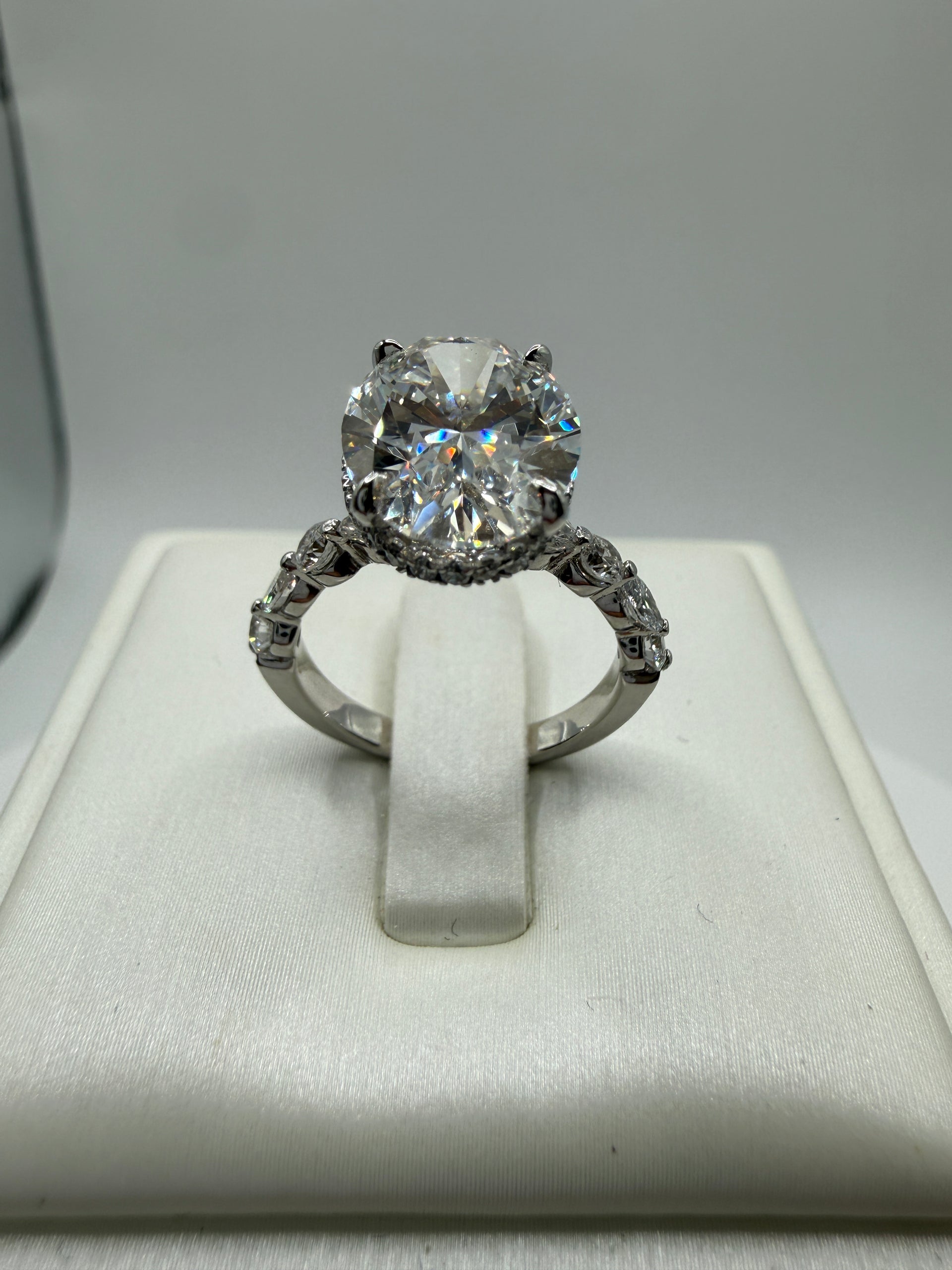 3.64ct Oval E VVS2 Lab Diamond Sedona Engagement ring in 14k White Gold Size 4.5 full pave