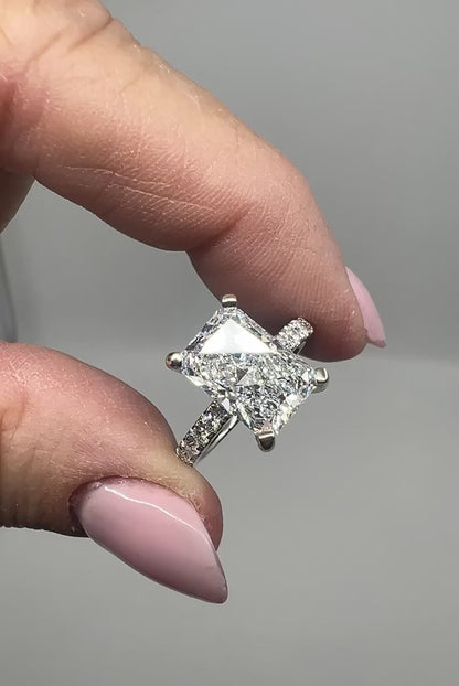 Audrey Diamond Ring